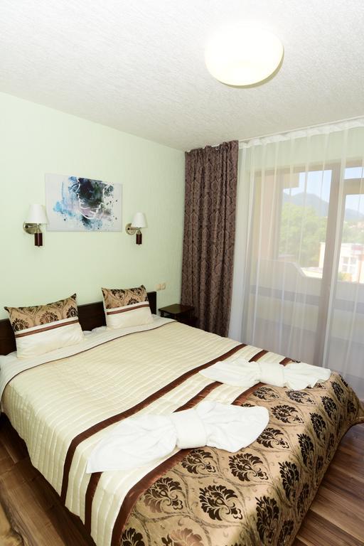 Guesthouse Nefertiti 스몰랸 외부 사진